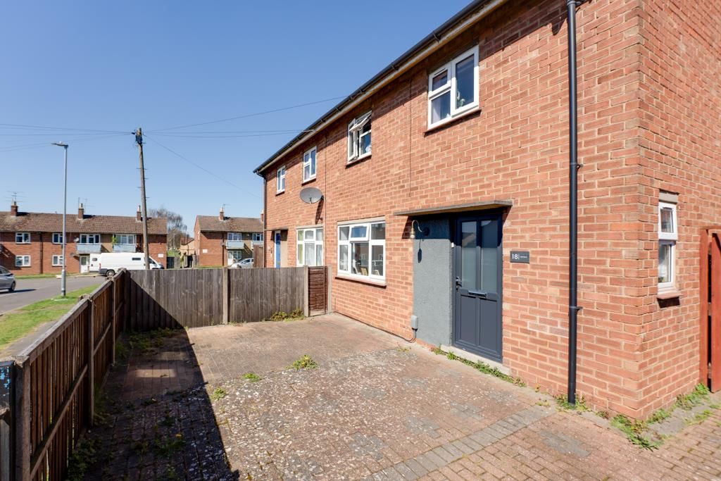 Property photo 1 of 23 18 Aster Road, Kettering-1.Jpg