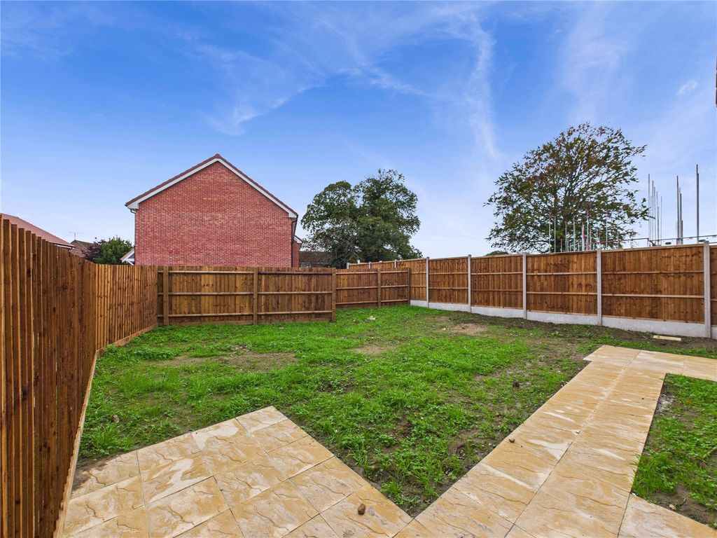 Property photo 2 of 15 Picture No. 26