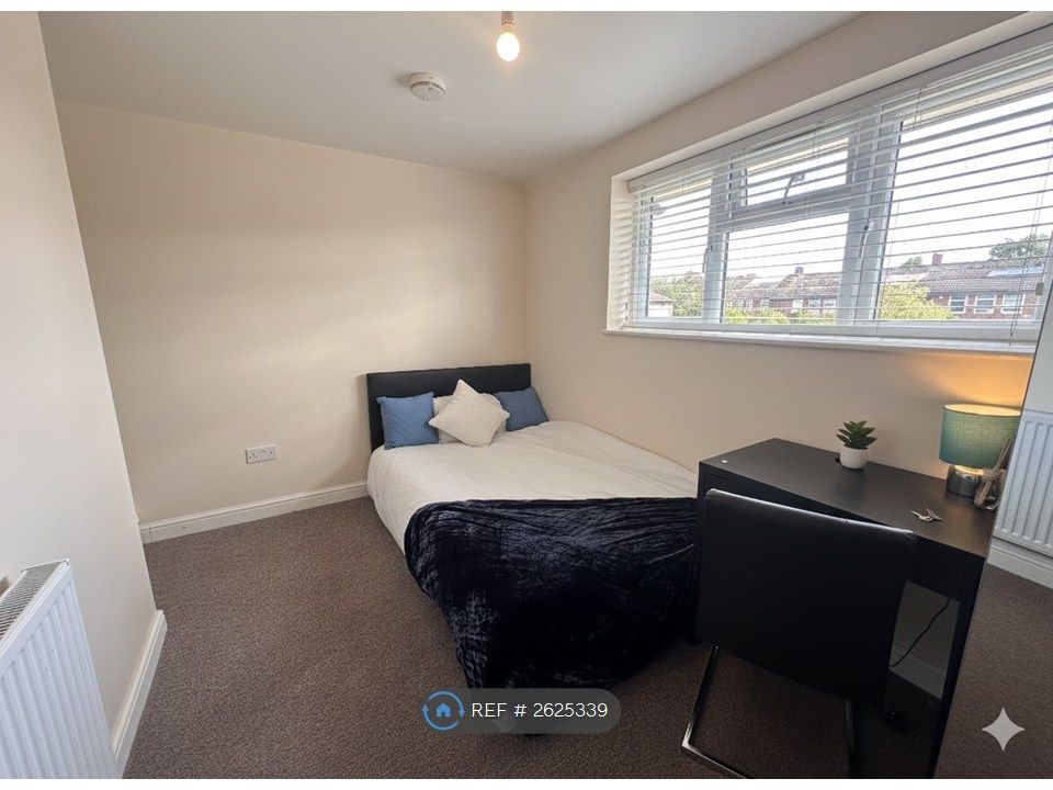 Property photo 2 of 5