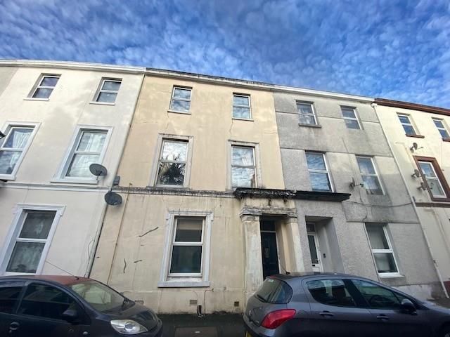 Property photo 1 of 9 37 Clift 1.Jpg