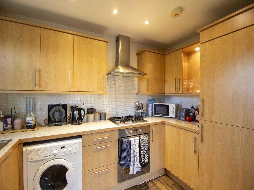 Property photo 3 of 8 3