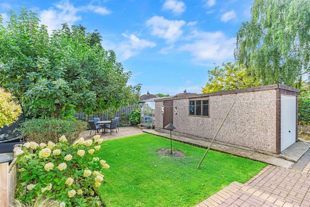 Property photo 2 of 25 Rear Garden & Garage