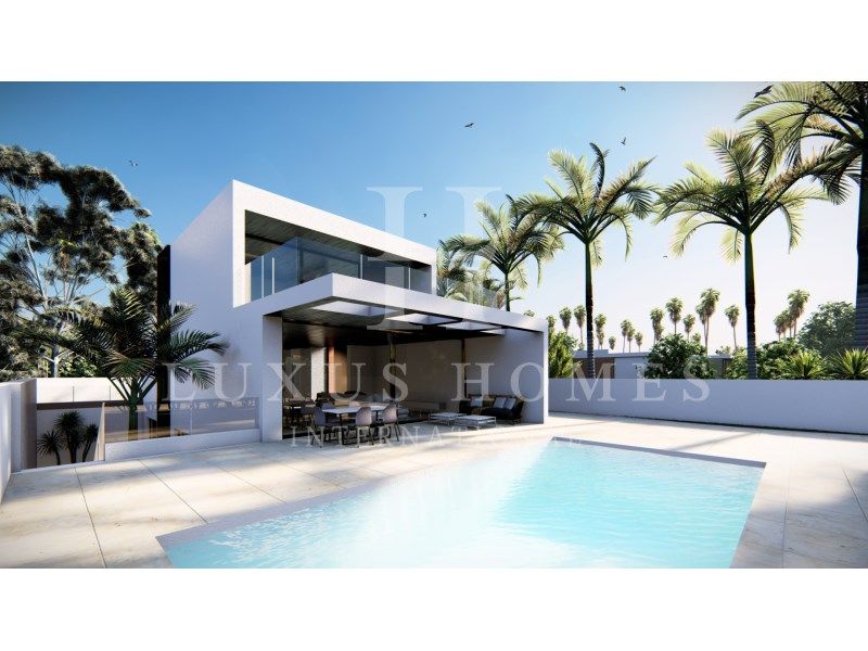 Property photo 1 of 6