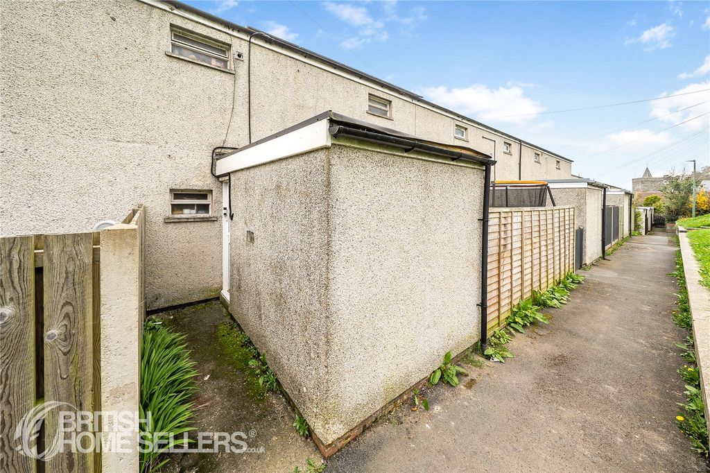 Property photo 3 of 20 Picture No. 02