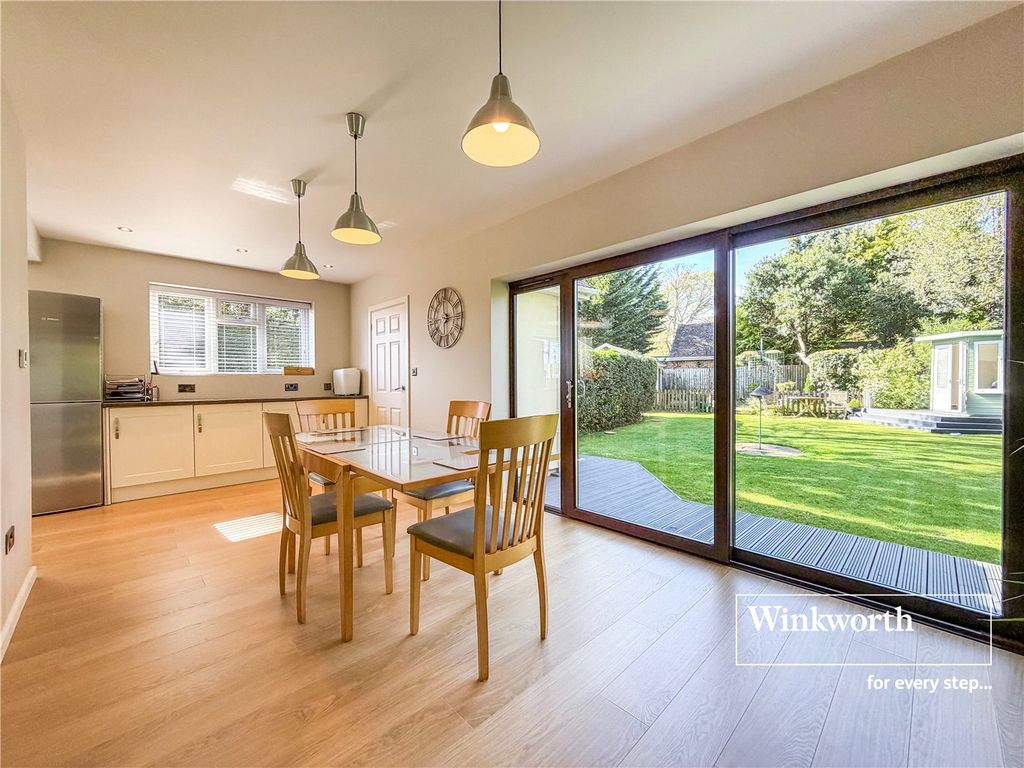 Property photo 3 of 25 Picture No. 20