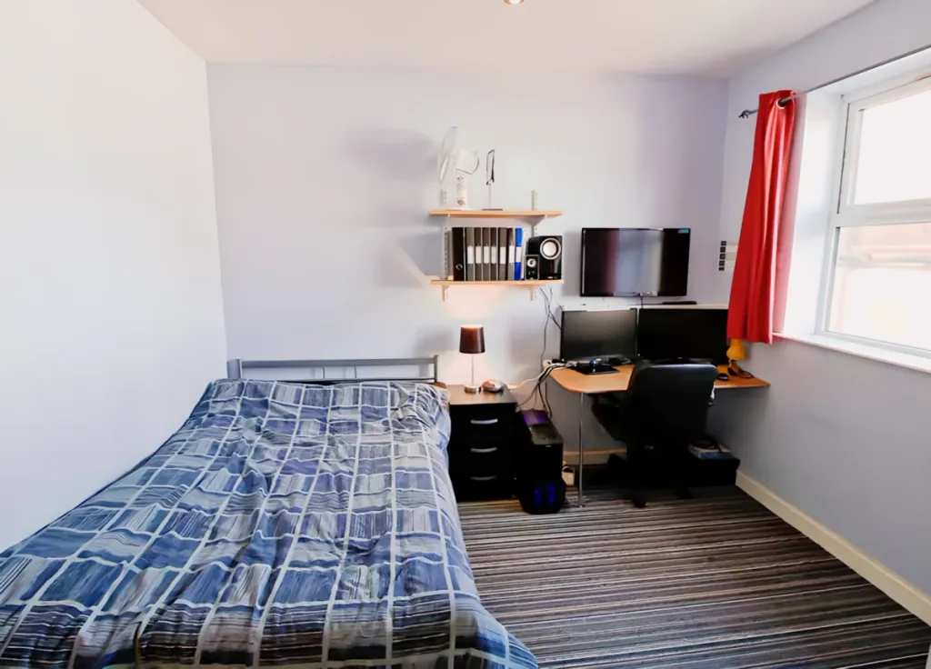 Property photo 1 of 50