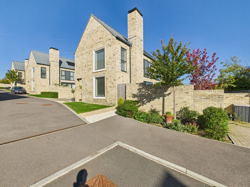 Property photo 1 of 22