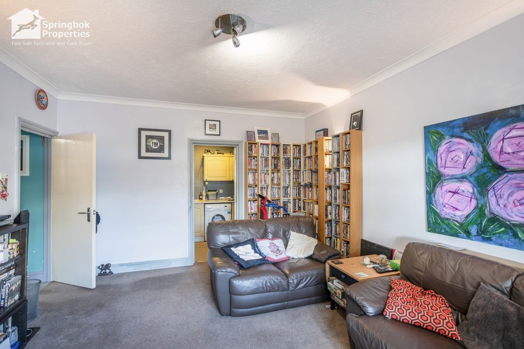 Property photo 3 of 11 Image 2