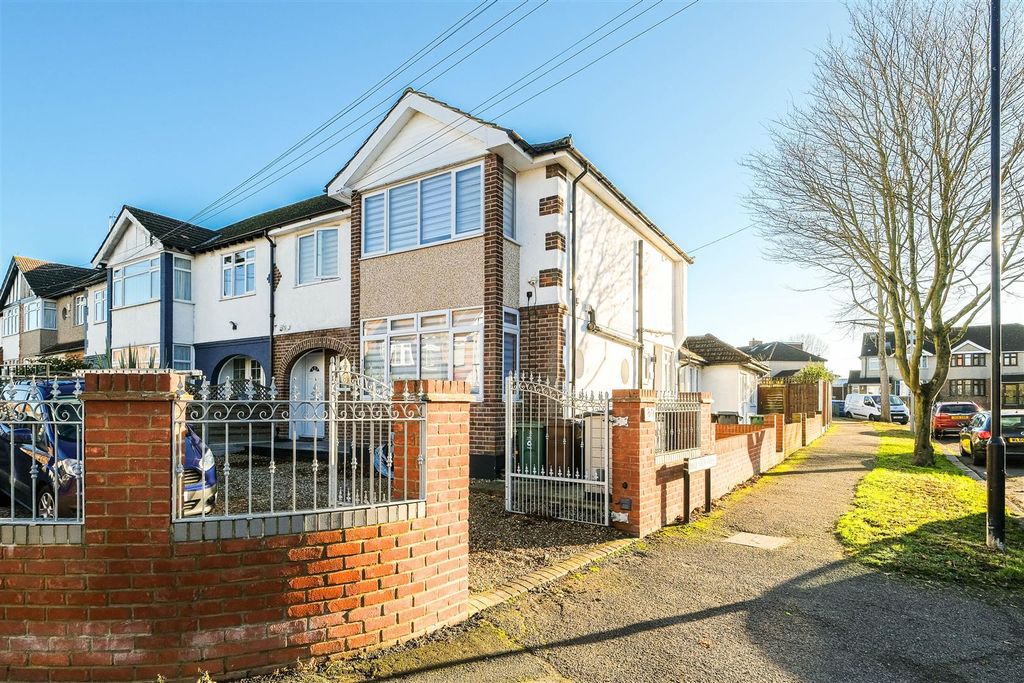 Property photo 1 of 23
