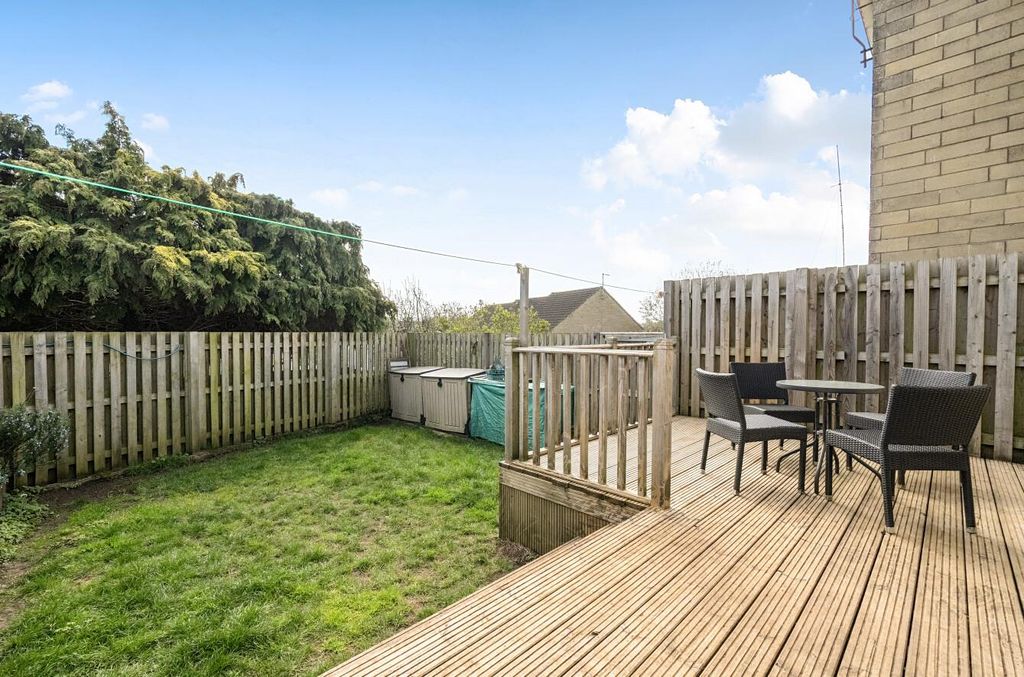 Property photo 3 of 21 1434310-18-69Cbbc6c4F34d.Jpg