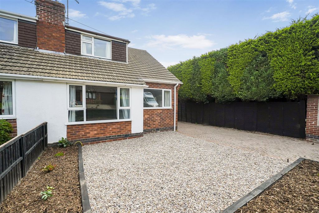 Property photo 3 of 19 3