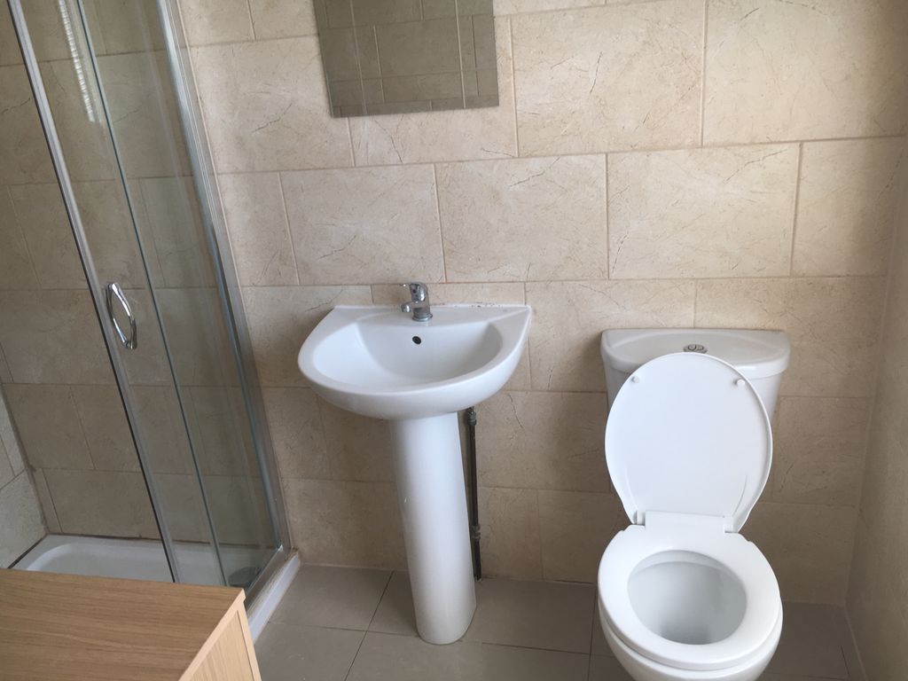 Property photo 2 of 3