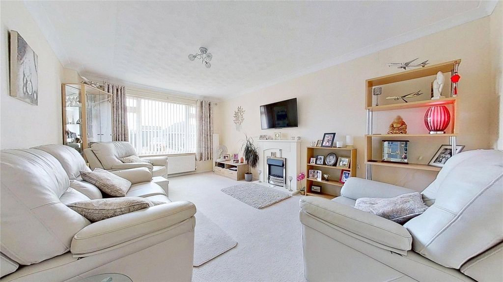 Property photo 3 of 12 Picture No. 09