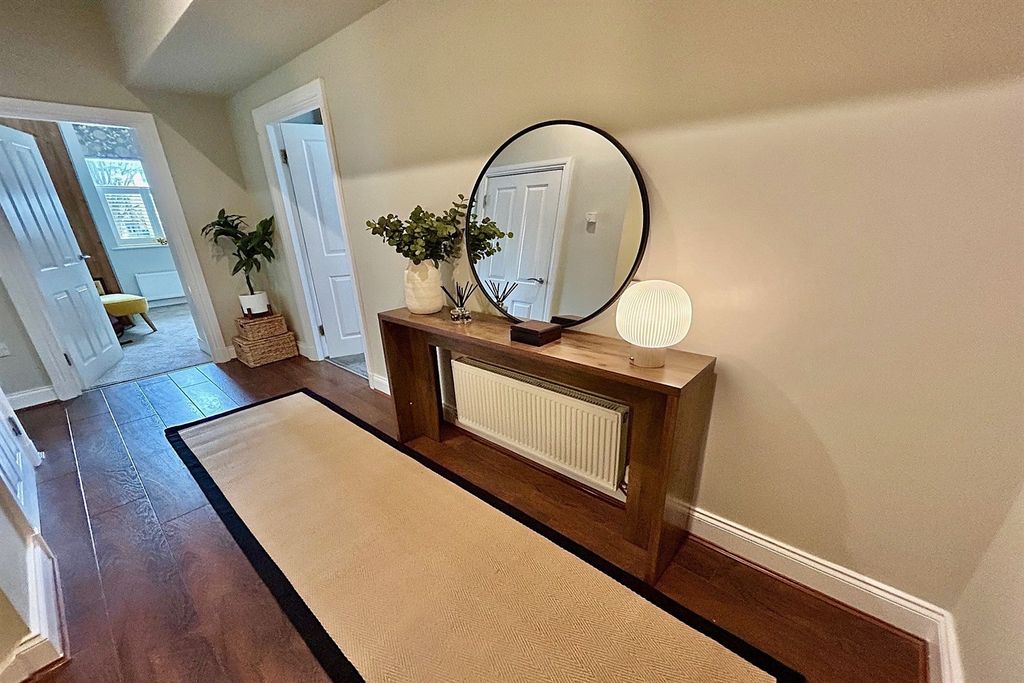 Property photo 2 of 23 Entrance Hallway