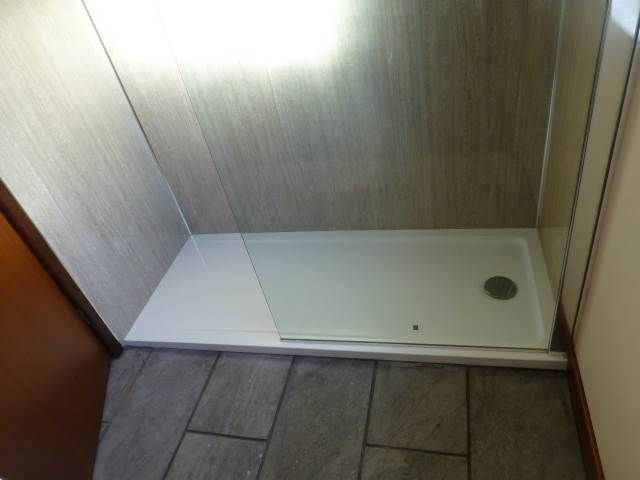 Property photo 3 of 9 Wet Room