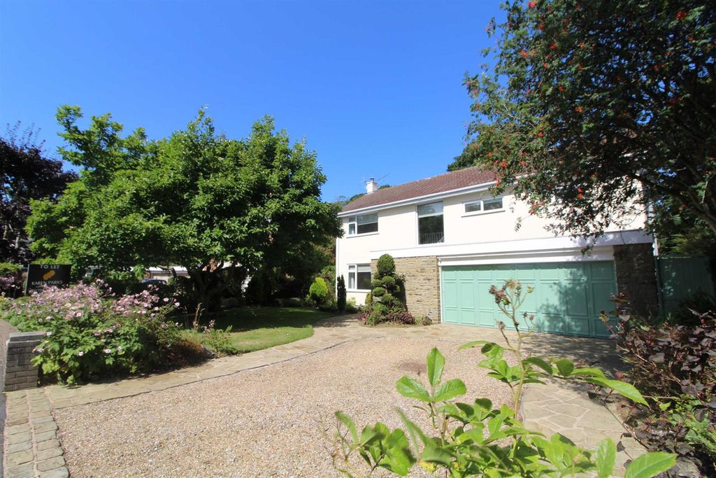 Property photo 1 of 4