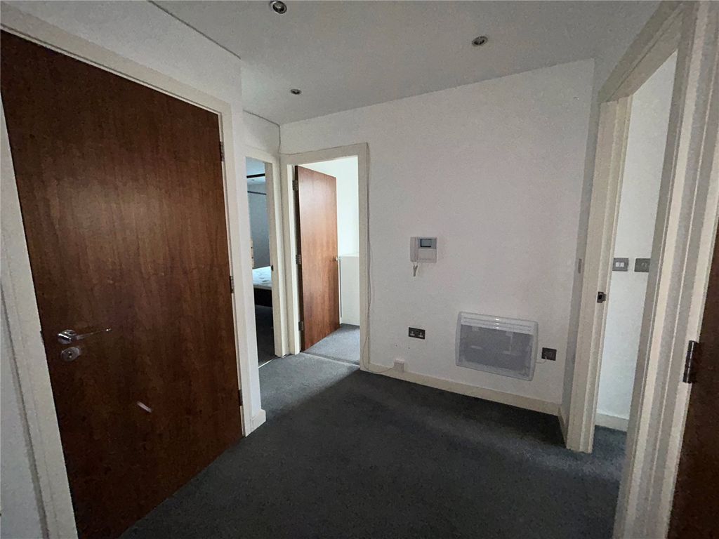 Property photo 3 of 10 Picture No. 11