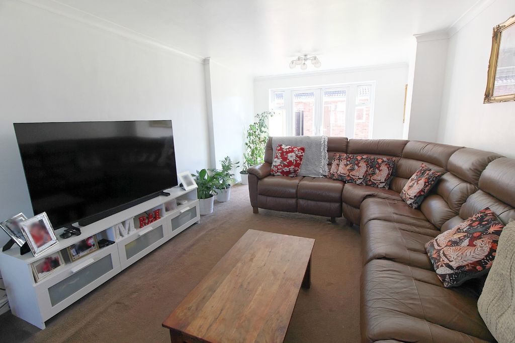 Property photo 3 of 18 Img_7275_Dxo_