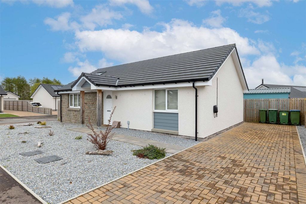 Property photo 1 of 20 Picture No. 01