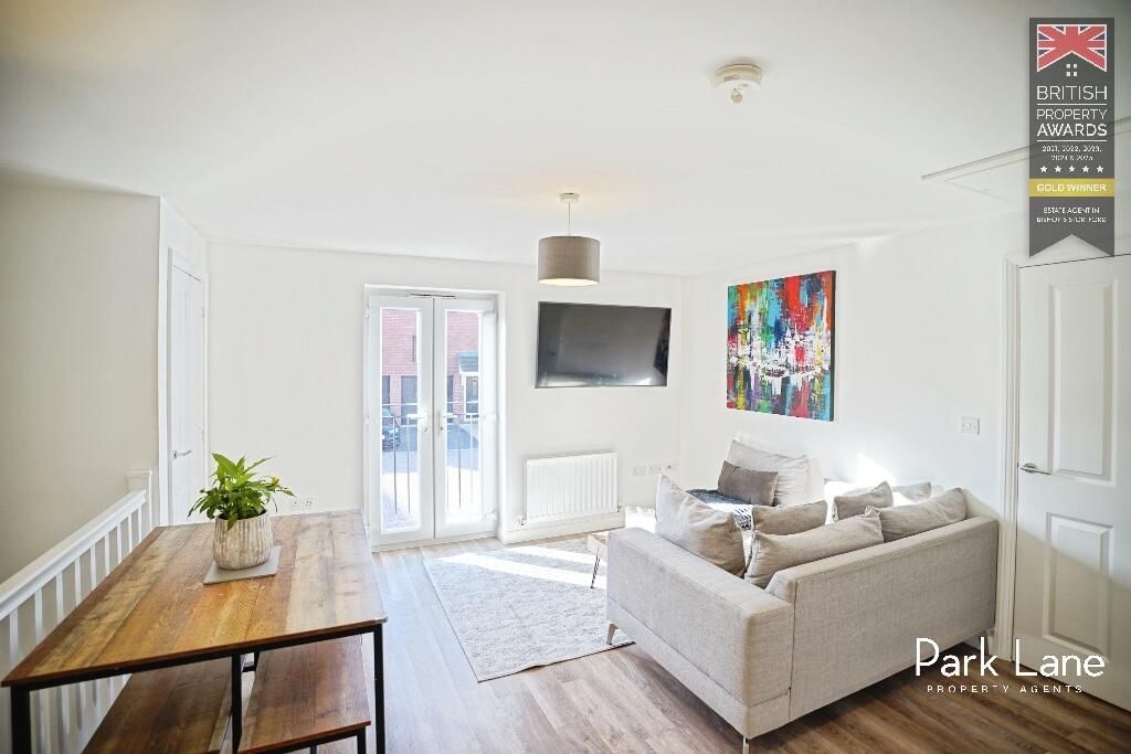 Property photo 2 of 10