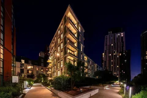 Property photo 1 of 12