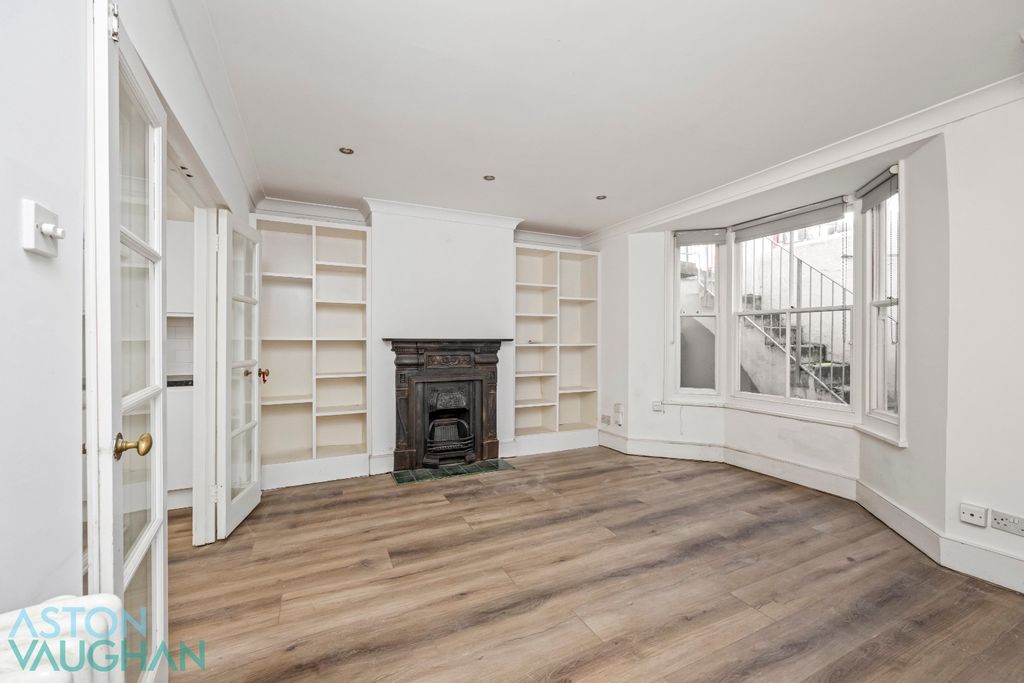 Property photo 3 of 20 4844834