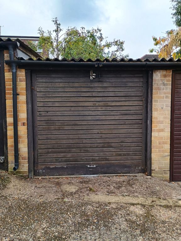 Property photo 1 of 5