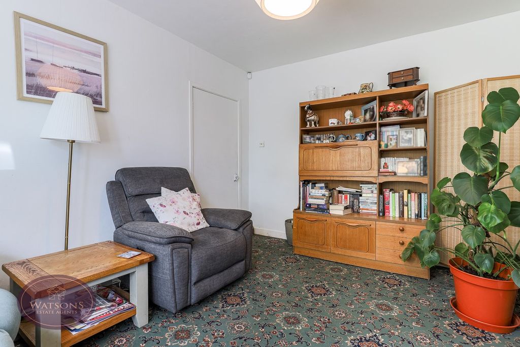Property photo 3 of 19