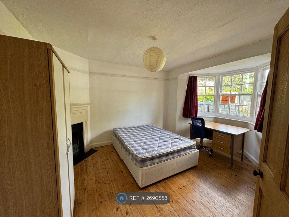 Property photo 3 of 8