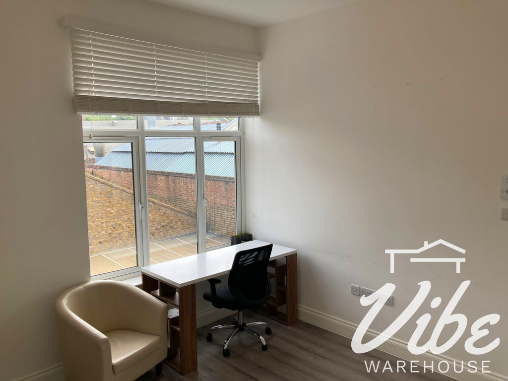 Property photo 1 of 4