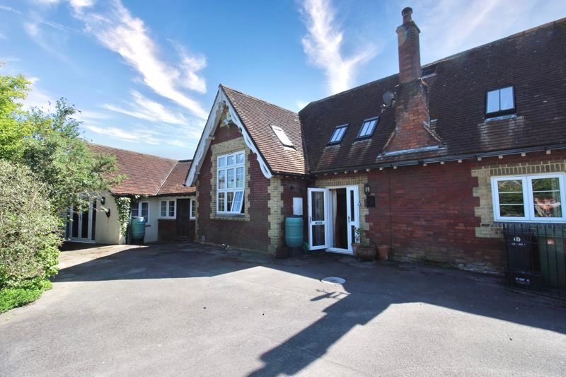 Property photo 1 of 23 Front External