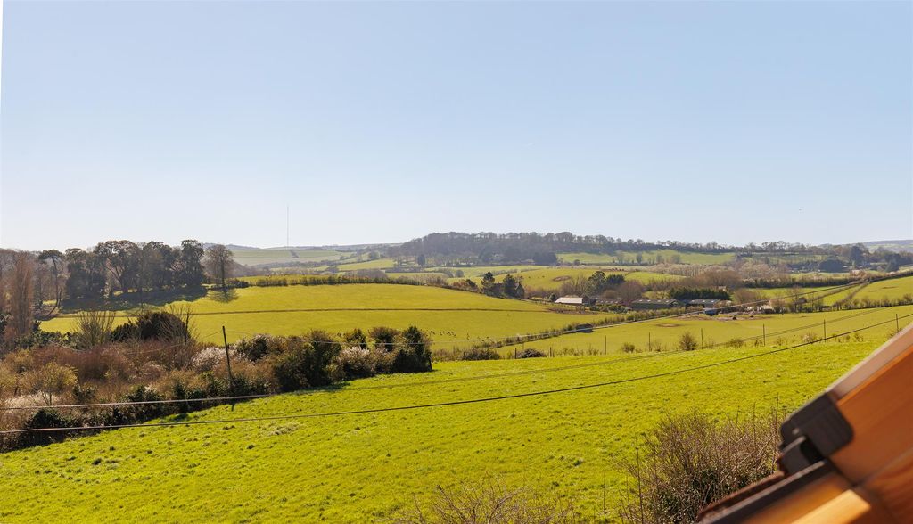 Property photo 2 of 29 View