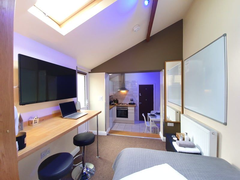 Property photo 2 of 9