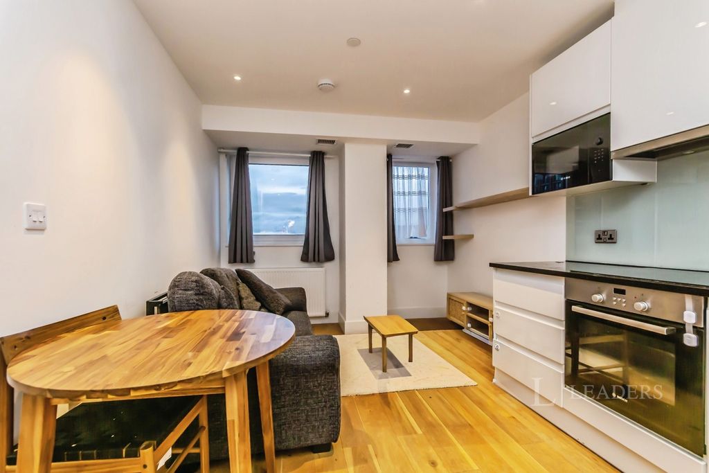 Property photo 1 of 10 Pbox-Img.Jpg