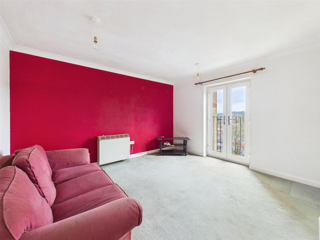 Property photo 3 of 9 Picture No. 04