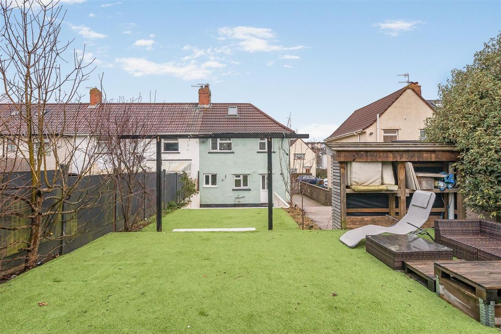 Property photo 1 of 18 1411061-3-698Ae8E1Afdbe-Arw.Jpg