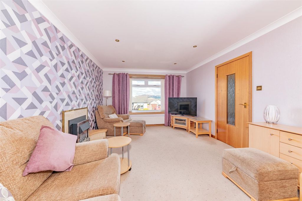 Property photo 2 of 18 29 Blacklaw Drive Dundee-6.Jpg