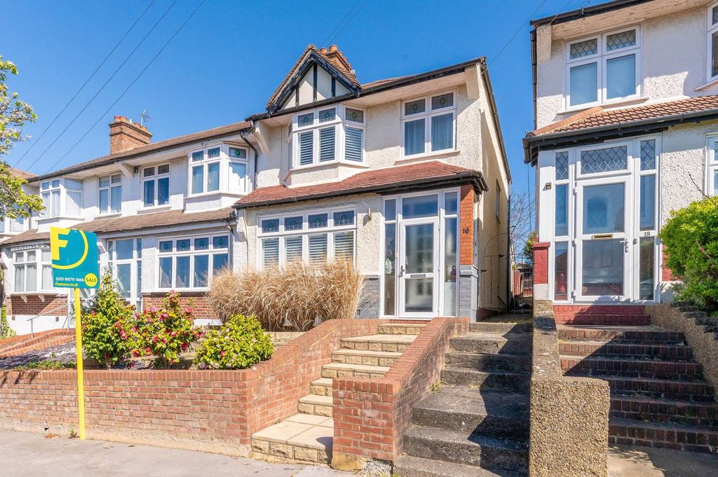 Property photo 2 of 15