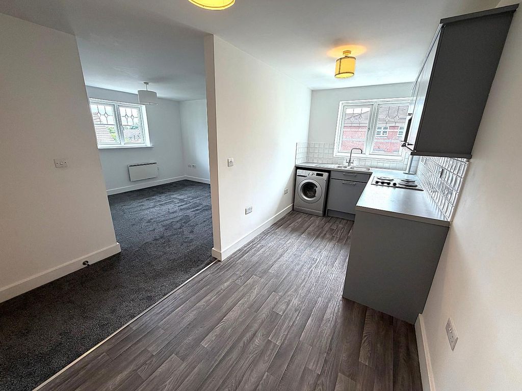 Property photo 3 of 9 7.Jpg