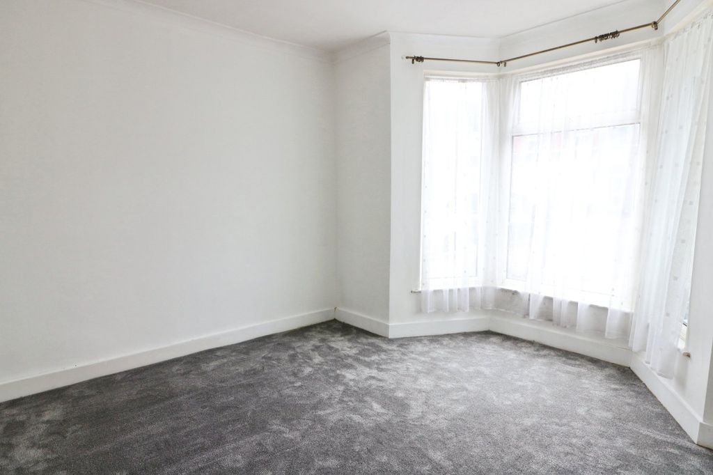Property photo 3 of 10 Reception Room 2