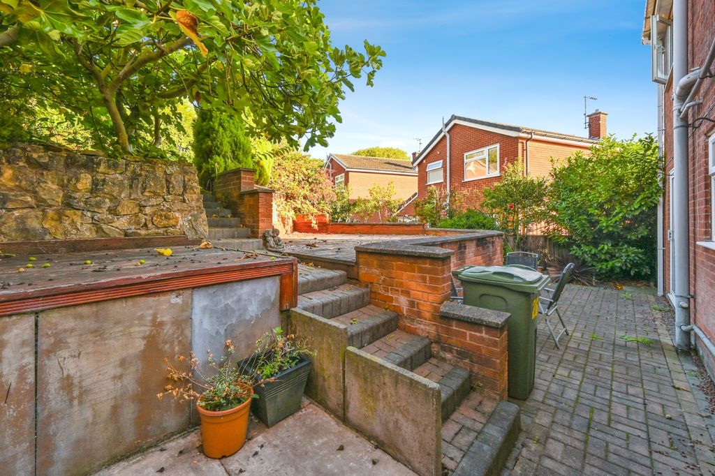 Property photo 3 of 15