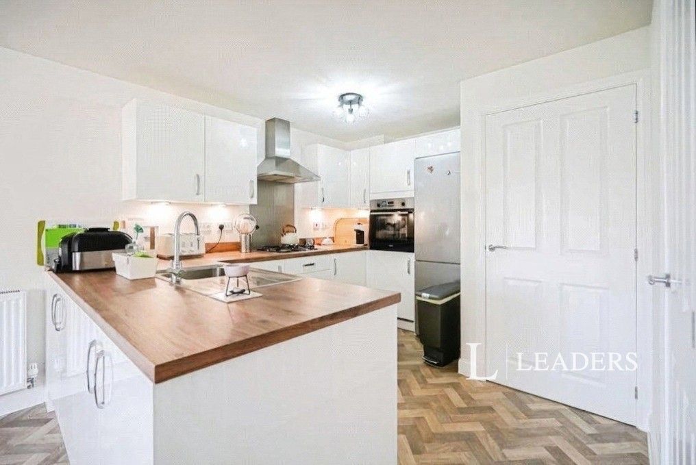 Property photo 3 of 30 Pbox-Img.Jpg