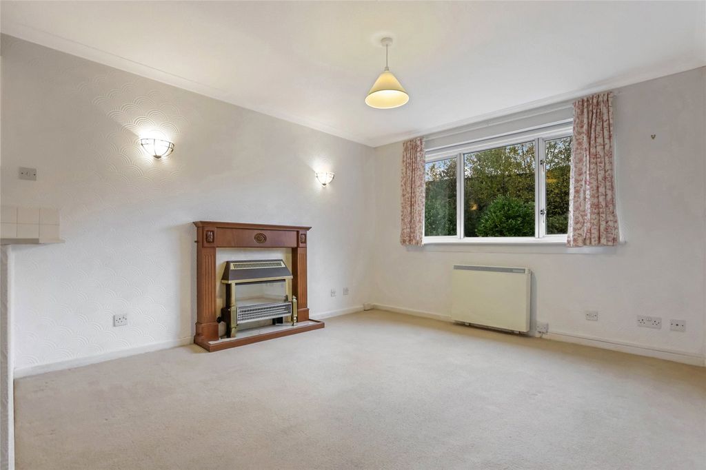 Property photo 3 of 21 Picture No. 03