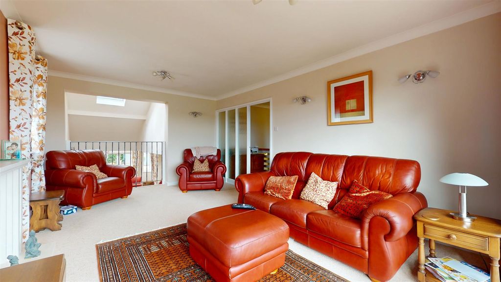 Property photo 2 of 30 08262025_214659.Jpg