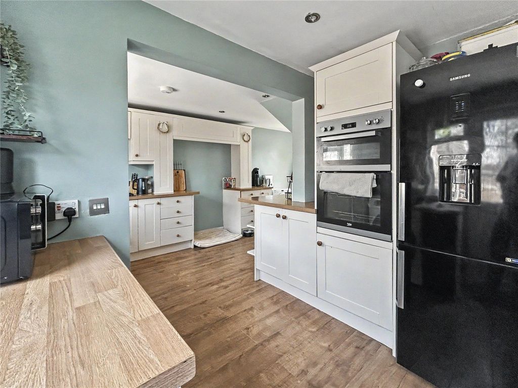 Property photo 3 of 14 Picture No. 20