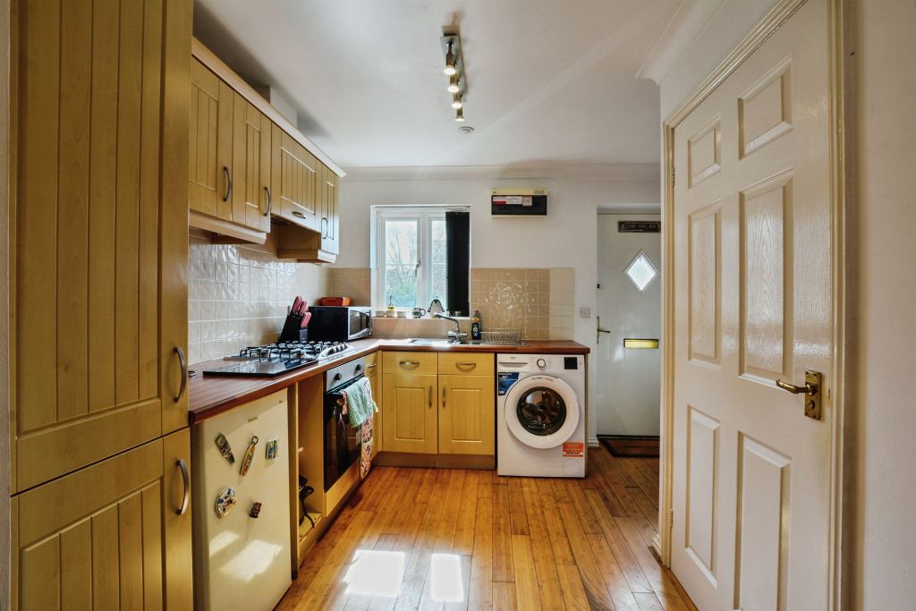 Property photo 3 of 14