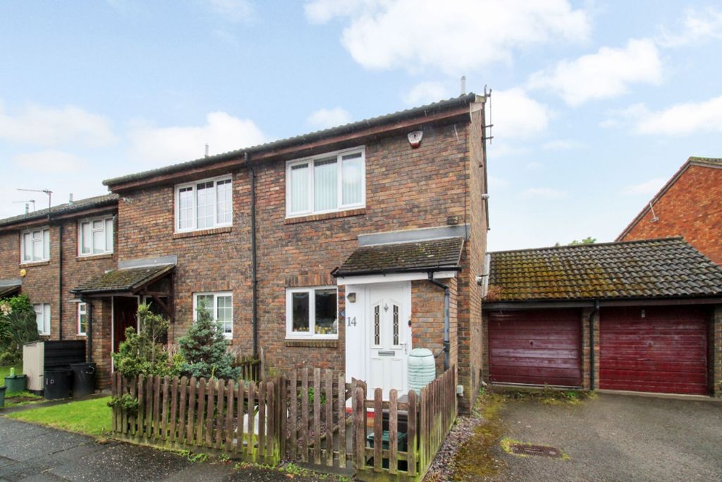 Property photo 1 of 8