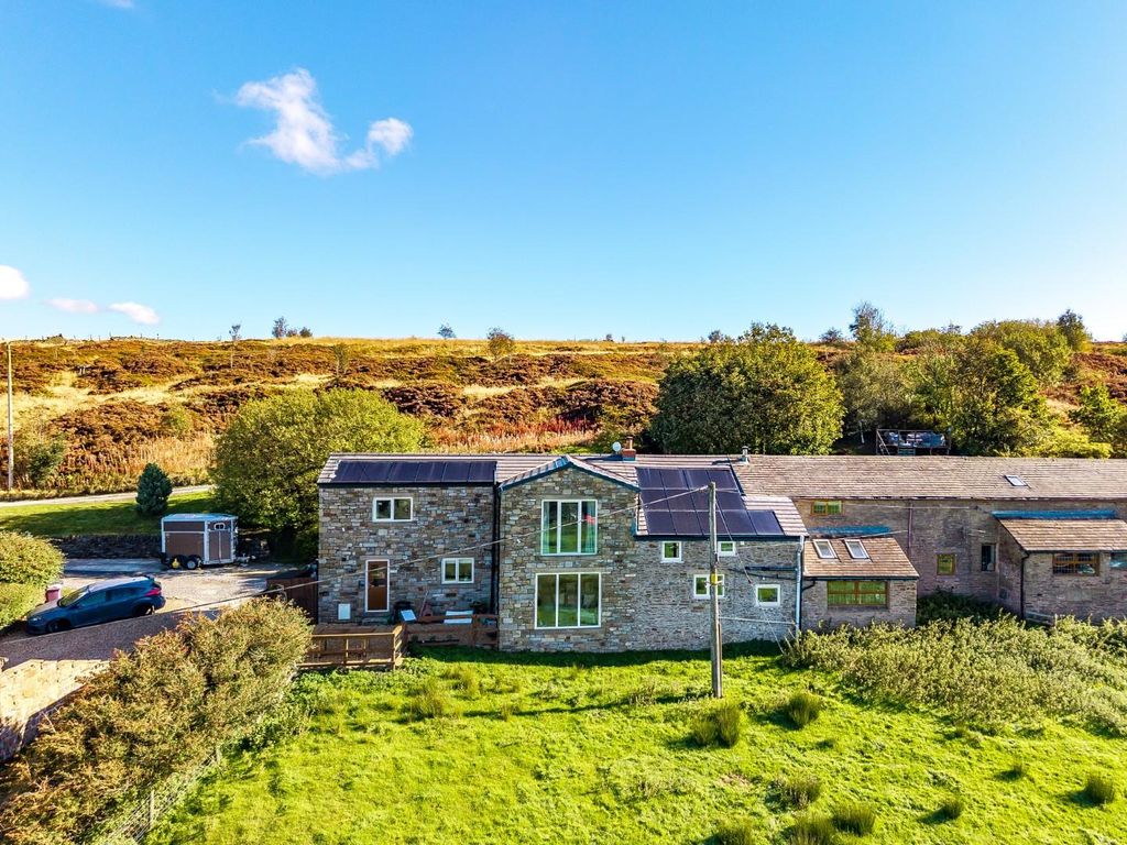 Property photo 2 of 39 Dji_20250925103941_0082_D.Jpg