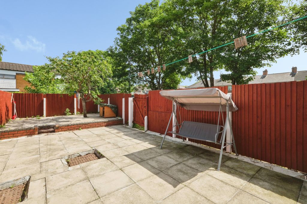 Property photo 2 of 15