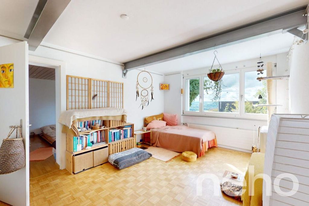 Property photo 3 of 11